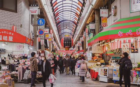 如何在東京上購物，請不要忽視了與當地居民交流的重要性。